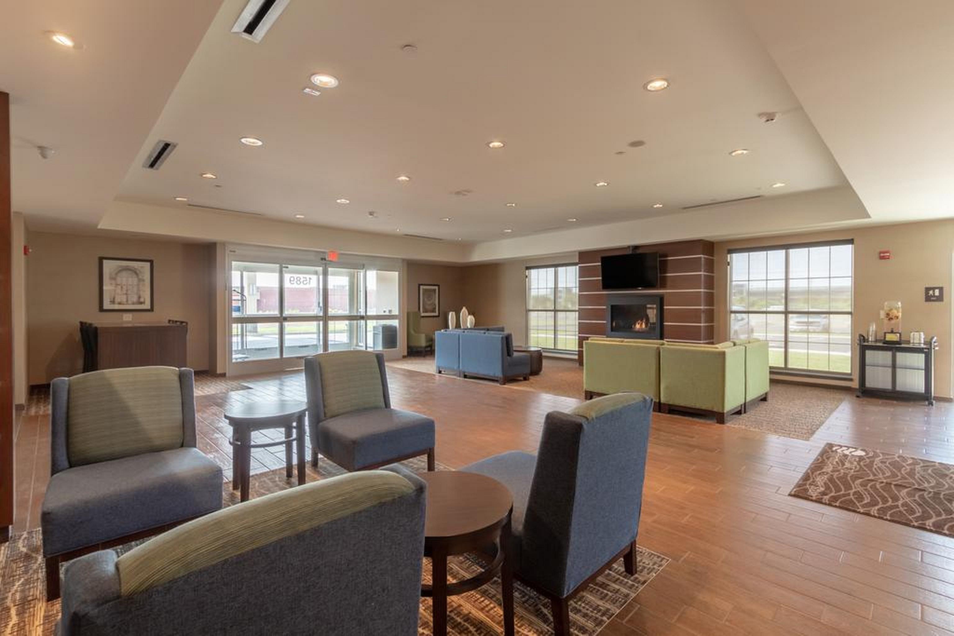 Comfort & - Harrisburg Airport - Hershey South Hotel