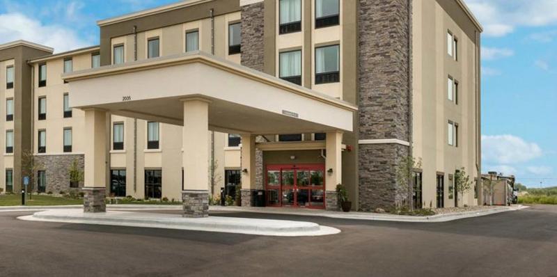 Comfort & - Harrisburg Airport - Hershey South Hotel